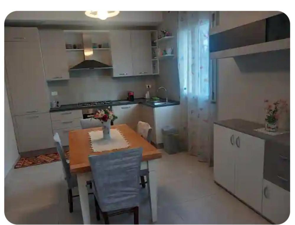 La Casa Di Tina Lägenhet Altopascio Exteriör bild