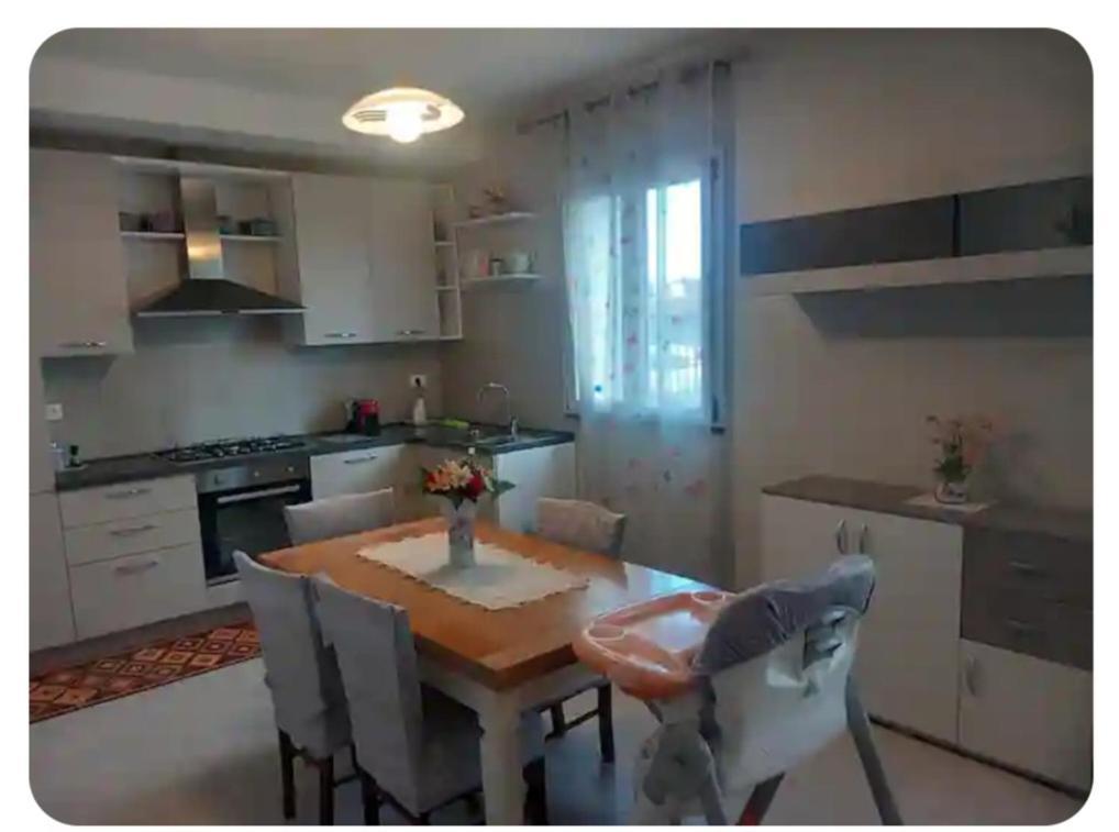 La Casa Di Tina Lägenhet Altopascio Exteriör bild